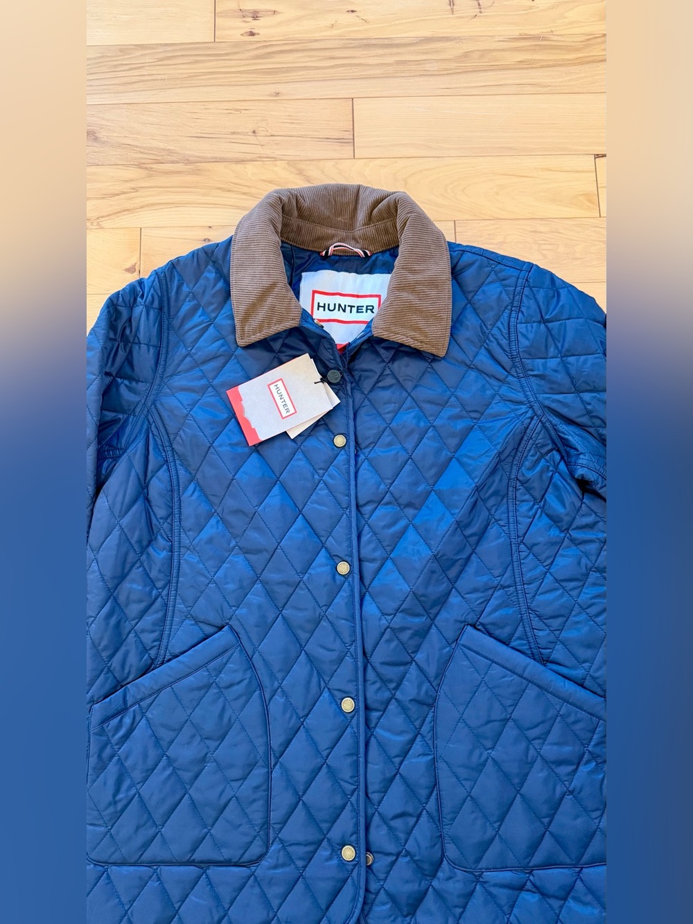 Hunter Rachel Navy Quilted Puffer Jacket with Brown Corduroy Collar Women New - Picture 3 of 13